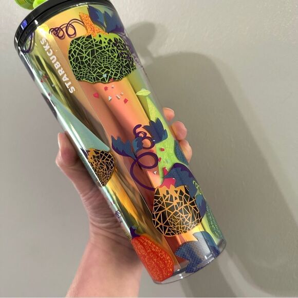 Starbucks 2024 Halloween UFO Glow in the Dark Tumbler with UFO straw topper - Picture 9 of 10